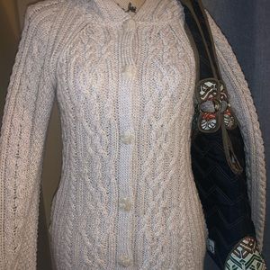 Authentic Irish Wool hooded Small sweater